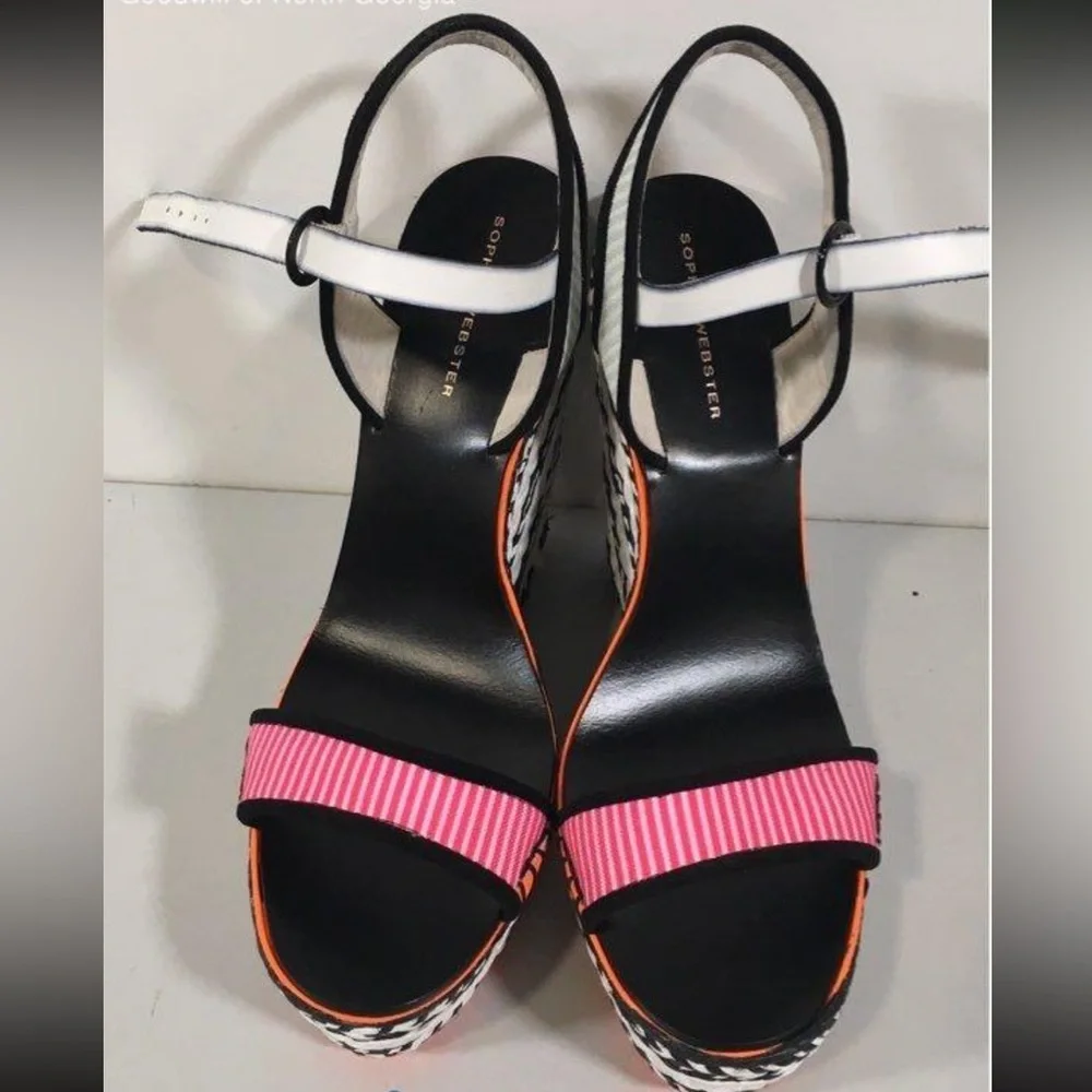 NEW!! Women’s Sophia Webster Lucita Stylish Woven Platform Wedge Sandals Size 41